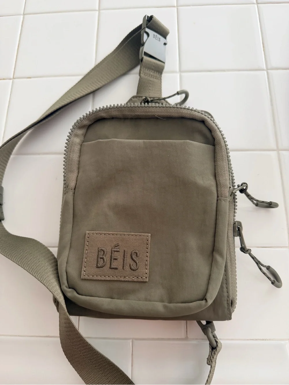 Beis. Sport Sling
